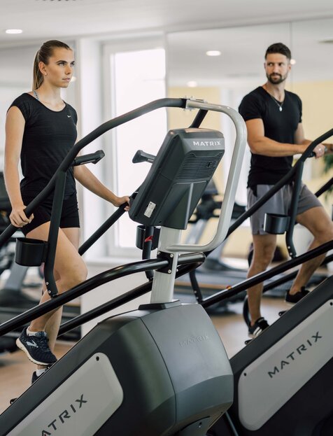 Großzügiger Cardio Bereich.